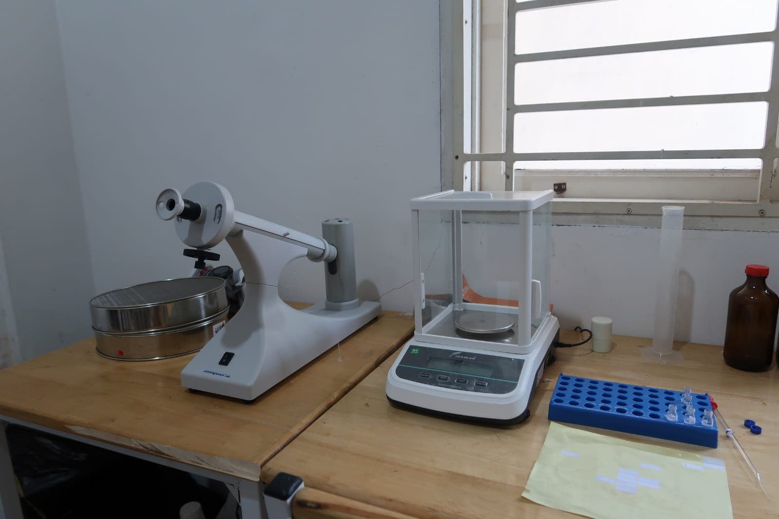 Analytical instruments