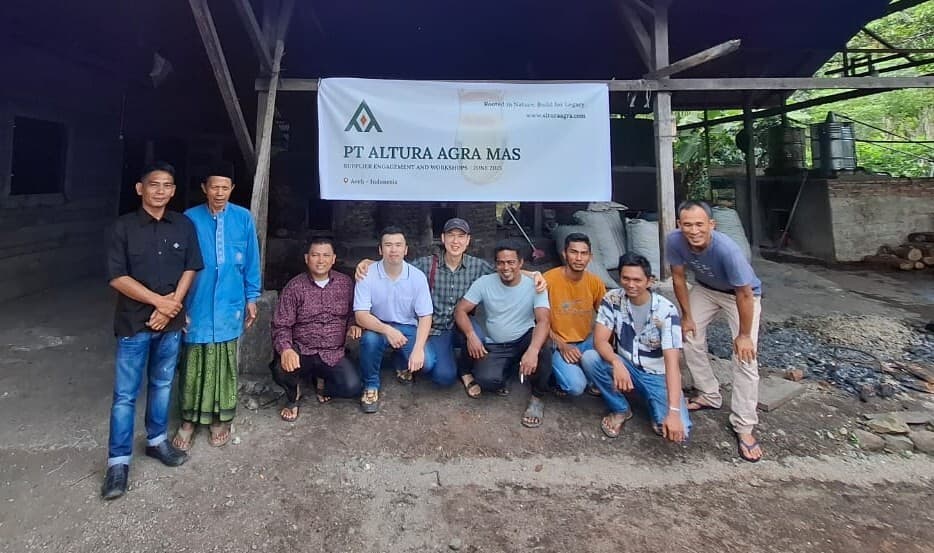 Essential oils sourcing from Indonesia